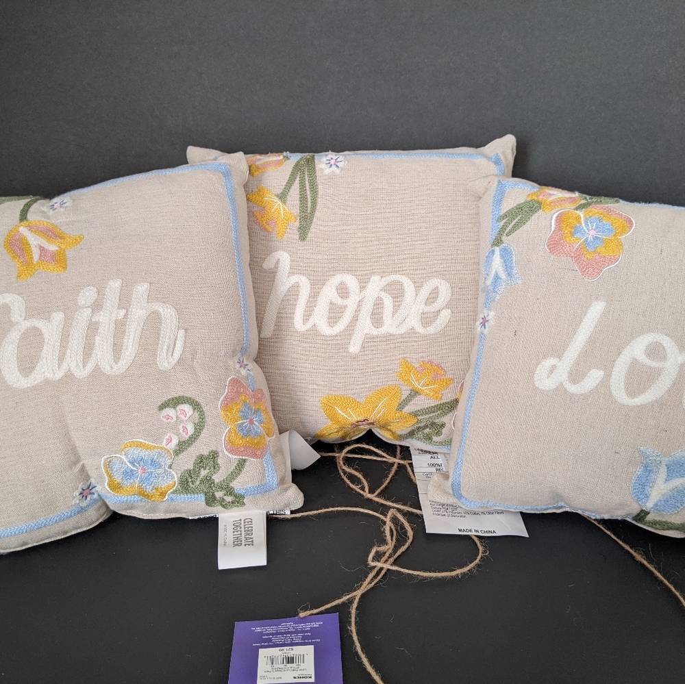 NWT Faith Hope Love Accent Throw Pillows 10"×10"